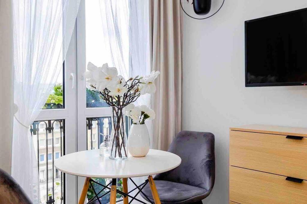 Lux Apartament W Centrum, Plac Konstytucji, Klimatyzacja, Widokowy Apartment วอร์ซอ ภายนอก รูปภาพ