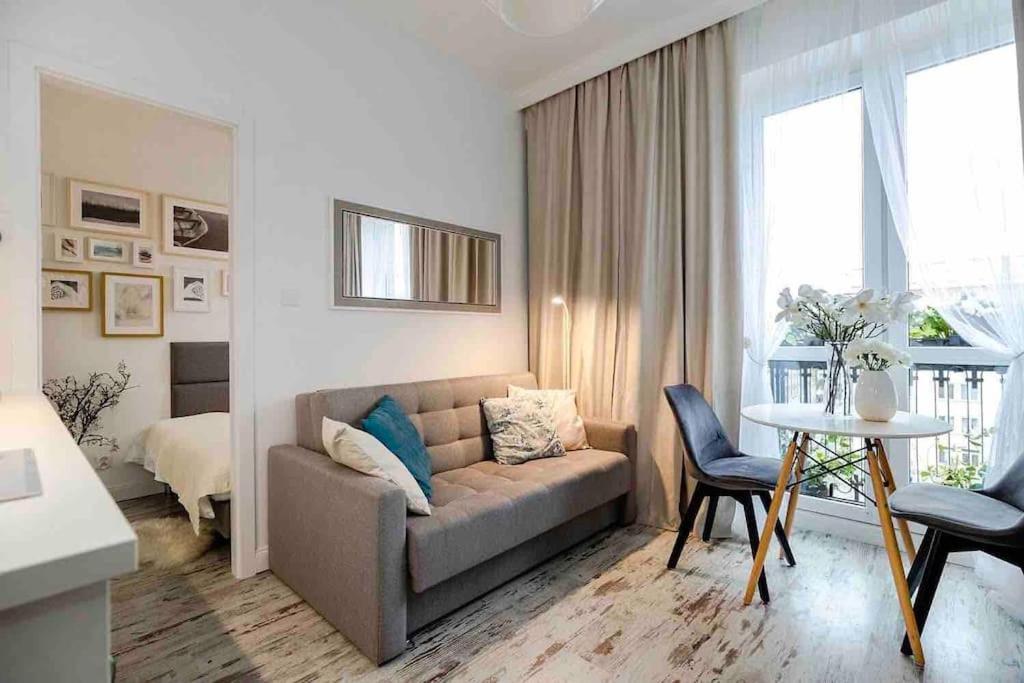 Lux Apartament W Centrum, Plac Konstytucji, Klimatyzacja, Widokowy Apartment วอร์ซอ ภายนอก รูปภาพ